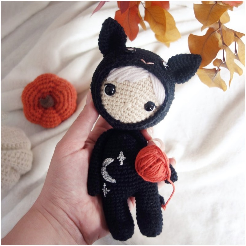 Miku, le petit chat d'Halloween : patron au crochet PDF