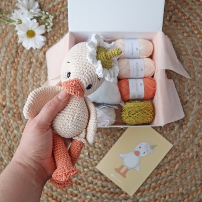 Kit Crochet Plume, mon petit caneton – Coffret Complet, Patron PDF