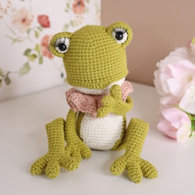 Patron "Pénélope, la grenouille"