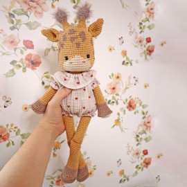 Kit Crochet Suzie, jolie girafe – Coffret Complet, Patron PDF