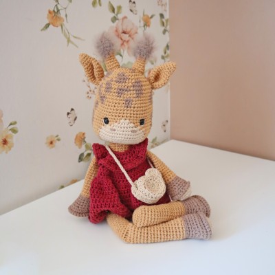 Suzie, jolie girafe : Patron Au Crochet PDF